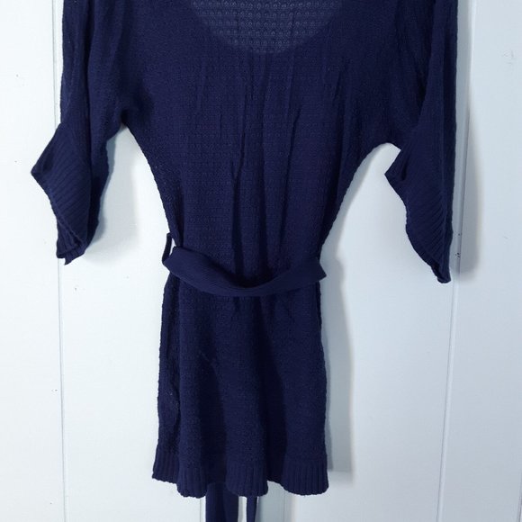 Belted Short Sleeve Top - Picture 2 of 4